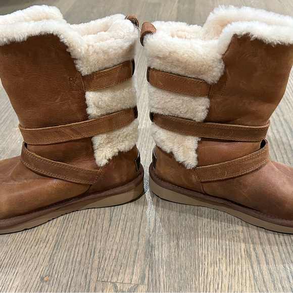 Ugg Becket Suede Boot - Picture 4 of 6